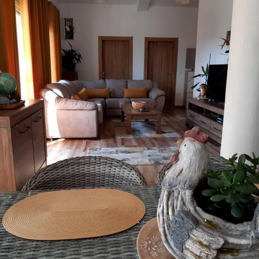 Apartments Maljevic Бар Екстер'єр фото