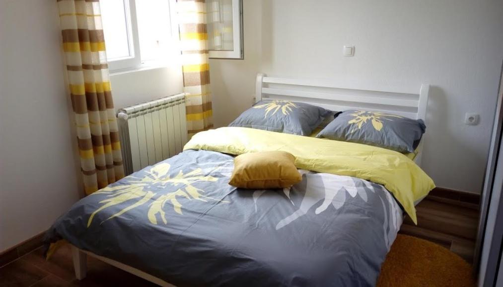 Apartments Maljevic Бар Екстер'єр фото