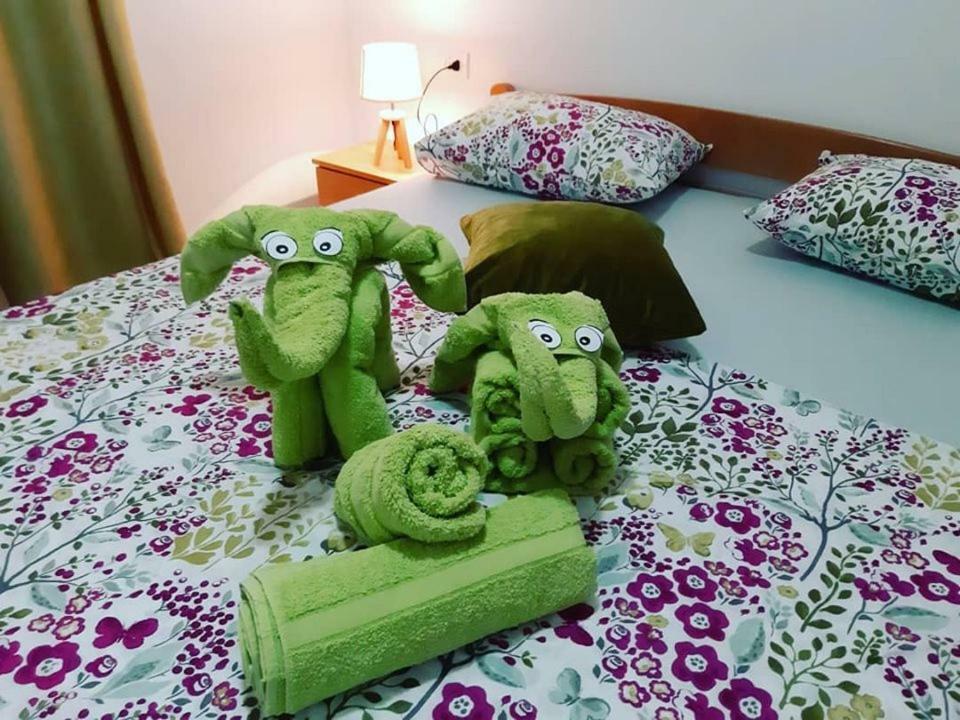 Apartments Maljevic Бар Екстер'єр фото